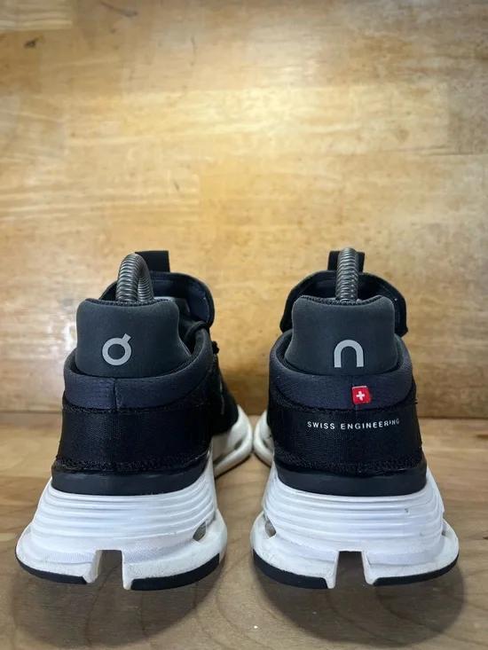 On CloudNova REFLECTIVE Womens Size 7 Running Shoes Sneakers Phantom White - Picture 5 of 12